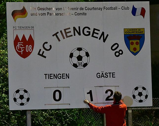 Bild 11: FC Erzingen gewinnt das Klettgau-Derby beim FC Tiengen 08 mit 4:1 &ndash; und wir haben die Bilder!