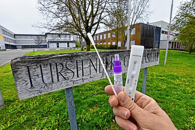 So sieht ein Sars-Cov2-Antigen-Schnelltest aus, wie er am Donaueschinger Fürstenberg-Gymnasium und anderen Schulen zum Einsatz kommt.