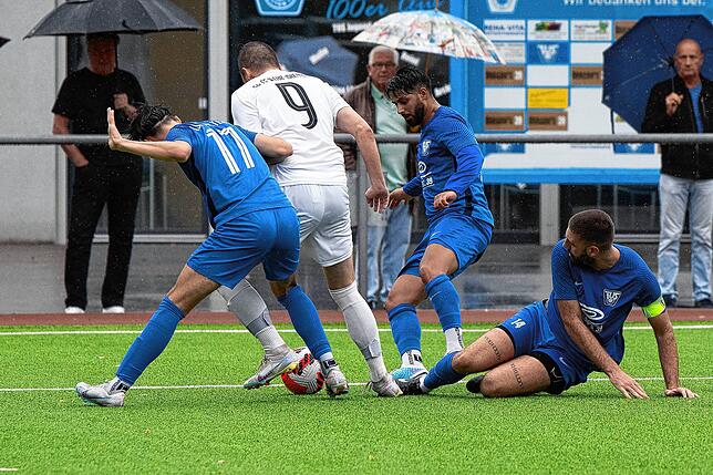 Bild 30: TuS Stetten kantert SG FC Wehr/Brennet mit 7:2 nieder &ndash; und wir haben Bilder!