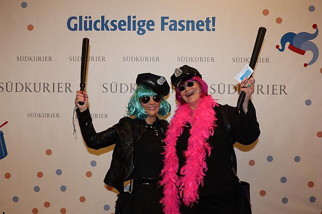 Bild 18: An der SÜDKURIER-Fotowand: Das sind die Gäste der Fernsehfasnacht (Teil 2)