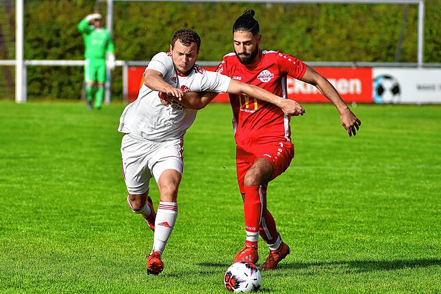 Bild 4: FC Wallbach sichert sich ein 2:2 gegen den FC Schönau &ndash; und wir haben die Bilder!