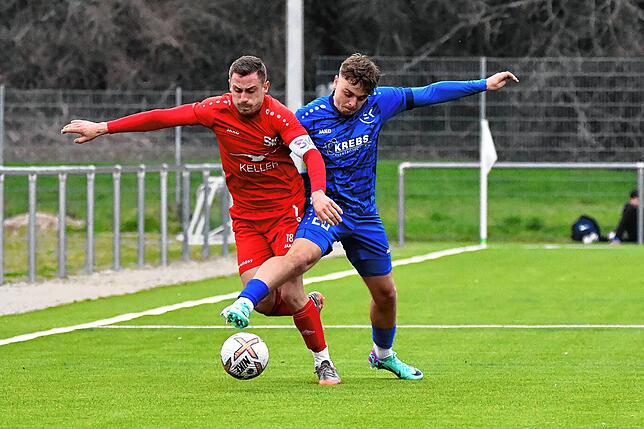 Bild 10: SV Jestetten holt ein 2:2 beim TuS Efringen-Kirchen &ndash; und wir haben Bilder!