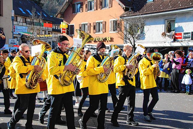 Bild 31: Bilder vom närrischen Treiben beim Treffen der Narren am Fasnachtsmontag in Stühlingen (Teil 2)