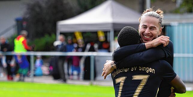 Bild 16: Unsere große Bildergalerie vom 8:1-Sieg des TSV Singen in der Verbandsliga gegen den FC Waldkirch