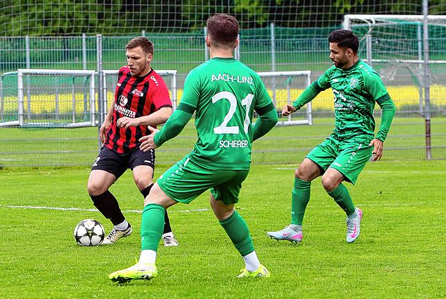 Bild 25: FC Bodman-Ludwigshafen gewinnt beim TSV Aach-Linz mit 4:2. Wir waren mit der Kamera dabei!