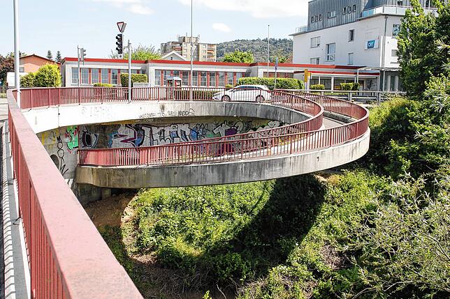 Neben der Brücke wird auch die Unterführung auf Schweizer Seit umgebaut