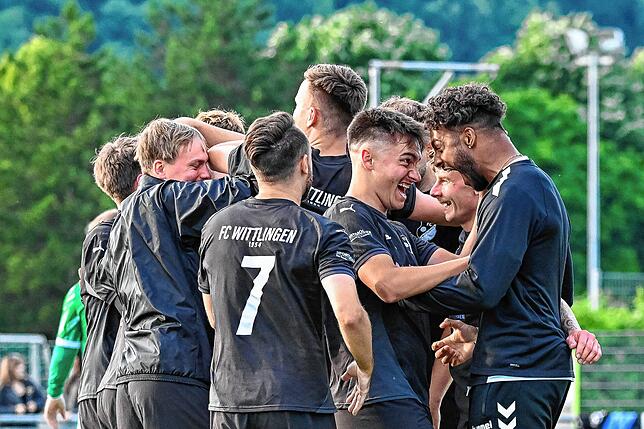 Bild 33: FC Wittlingen sichert sich mit 2:1 beim SV Herten den Meistertitel – und wir haben Fotos!