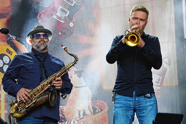 Bild 34: Einzigartige Stimmung beim BAP-Konzert auf dem Hohentwielfestival in Singen: Die besten Fotos gibt es hier