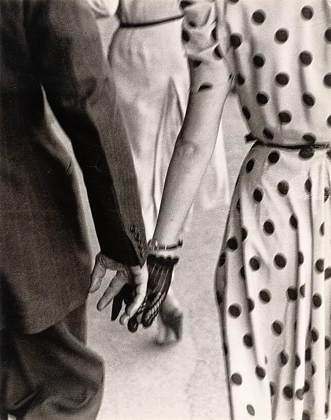 Jakob Tuggener: „Heimkehr nach dem Rennen“, Bern 1949.