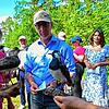 Das von Otto Körner (links) vorgestellte Kibitz-Artenschutzprojekt stößt bei Bundesagrarminister Cem Özdemir auf großes Interesse. „Dass ...