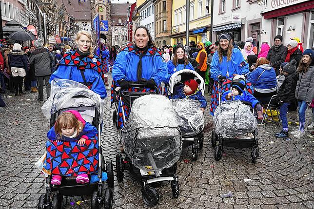 Bild 1: Alle Bilder vom großen Umzug in Villingen am Dienstag (4)