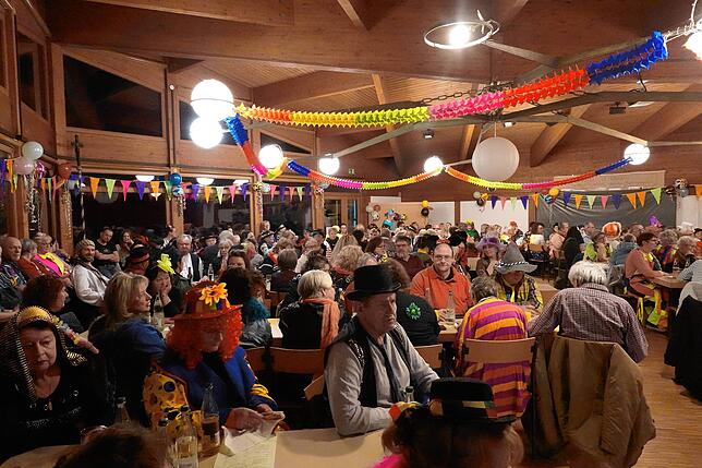 Bild 31: Frauenfasnacht in Görwihl: Der Großangriff auf deine Lachmuskeln!