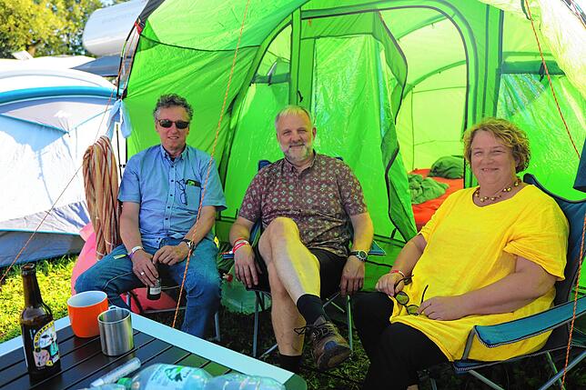 Sie hatten aus Wismar wohl die längste Anfahrt aller Camper. Von links: Michael Bohnen, Rainer und Anne Fichtner.