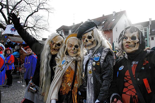 Bild 10: Bilder vom Narrenbaum-Umzug in Singen