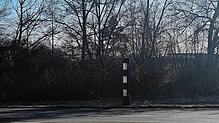 Der stationäre Blitzer in der Pfohrener Straße gegenüber vom Rewe-Supermarkt gehört zu den fleißigsten im Jahr 2024.