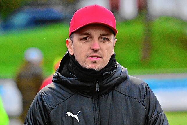 Ernüchtert: Der Trainer des VfB Waldshut, Danijel Kovacevic, war vom starken Auftritt der Gastgeber überrascht.