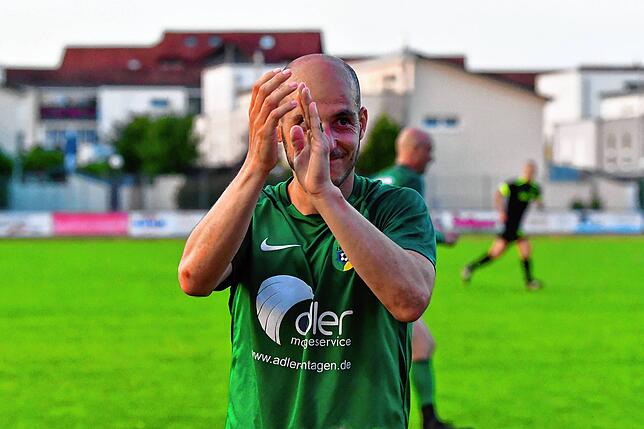 Bild 36: Remo Laisa verabschiedet sich beim SV Herten vom aktiven Fußball &ndash; und wir haben die Bilder!
