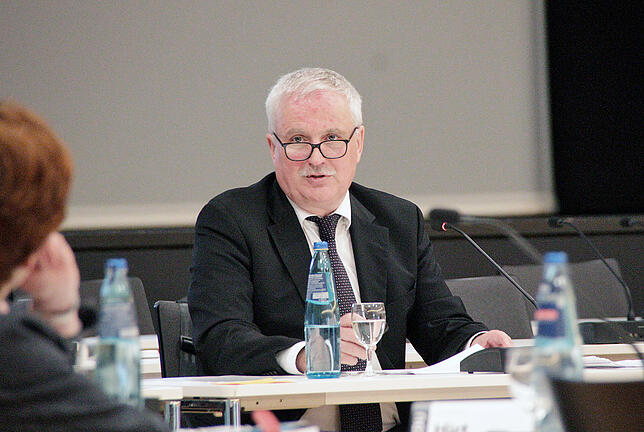 Berater Ralf Hohloch aus Freiburg stellt die zentralen Ergebnisse am Mittwoch dem Gremium vor.