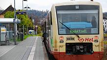 Ein Seehäslezug im Bahnhof von Stockach.