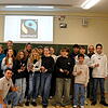 Die Fairtrade AG des Scheffel-Gymnasiums mit dem Schulleiter Bernd Rieckmann (Zweiter von rechts). Foto: Schule