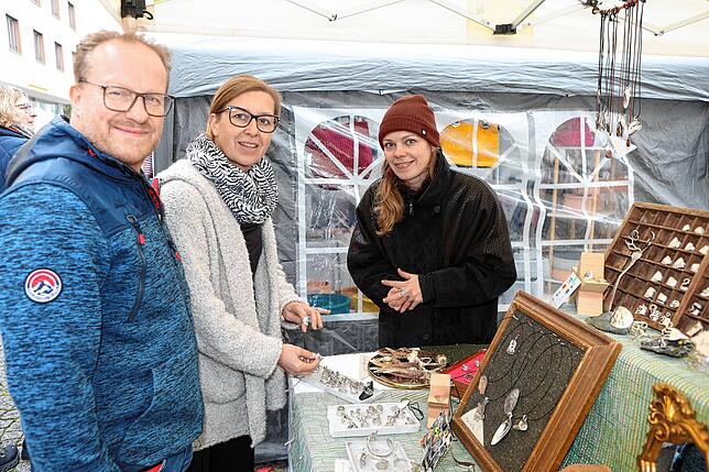 Bild 15: Trubel auf dem Rathausplatz