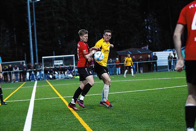 Bild 26: Der FC Gutmadingen sammelt wichtige Punkte gegen den FC Königsfeld – wir haben Bilder von der Partie
