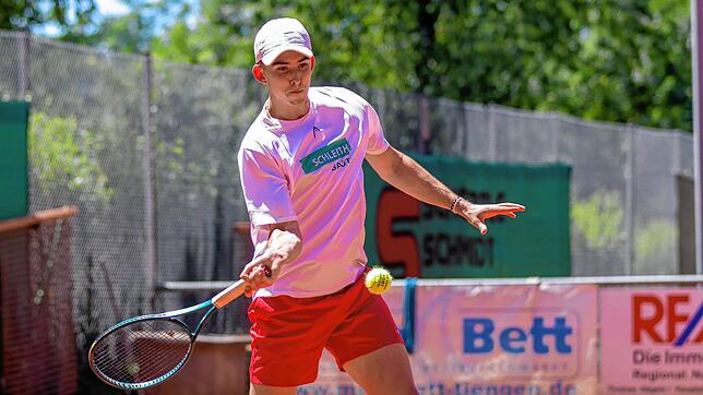 Leistungsträger: Tennis-Profi Andrin Casanova ist seit vergangenem Jahr ein Erfolgsgarant beim Badenligisten TC Rot-Weiß Tiengen