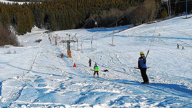 Skilift im höchstgelegenen Ortsteil Brenden.
