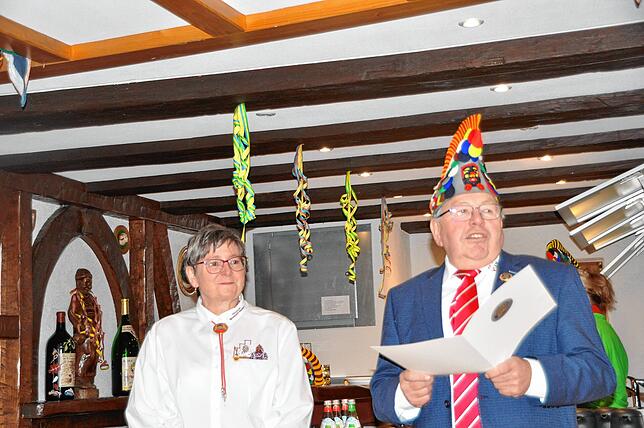 Bild 6: Dreikönigssitzung und Fasneteinschnellen Narrenzunft Markdorf