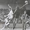 Die DJK mit Torwart Lindner 1973 im Bodensee-Stadion in Aktion.