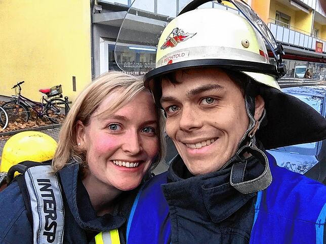 Bei der Freiwilligen Feuerwehr in Karlsruhe-Mühlburg hat die Bad Säckingerin Carina Bechtold, geborene Keller, ihren Ehemann Toni ...
