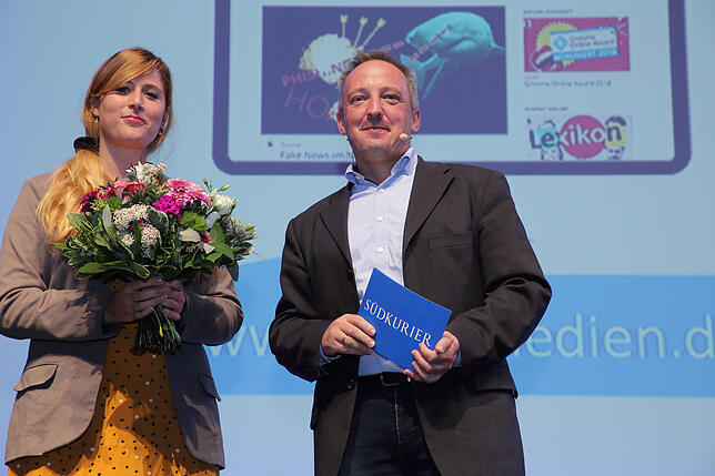 Bild 1: #ichvertraueFakten &ndash; Alle Bilder zum Auftakt des SÜDKURIER-Medienprojekts Klasse! in der Singener Stadthalle