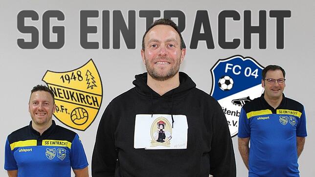 Uli Bärmann (Mitte) ist der neue Trainer der SG Eintracht. Auf die gemeinsame Arbeit freuen sich vom Spielausschuss Sebastian Weiß ...