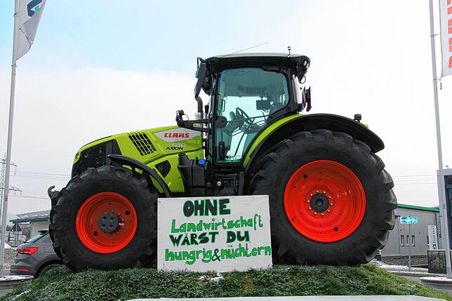 Bild 11: Korso mit 450 Fahrzeugen und Abschlusskundgebung &ndash; Das sind die Bilder
