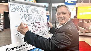 Geschäftsführer Christian Henkel freut sich über die gute Resonanz der neuen Flugverbindung, die sein Unternehmen UKS Touristik am ...