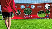 Weiter geht es bei unserer Torwand-Challenge.