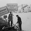 Hindelwangen wurde im Jahr 1972 eingemeindet und gehört seither zu Stockach. Die Ortsschilder (hier an Ortseingang aus Richtung ...