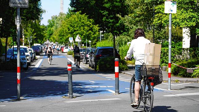 Blick vom Lutherplatz auf die Schottenstraße. 2021 soll die die Radstraße über die Schützenstraße verlängert werden. Dabei wird sie ...