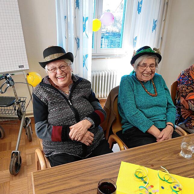 Karola Hildebrand (links) und Anna-Maria Hagmüller wollen nun doch nicht mehr in den Ortschaftsrat.