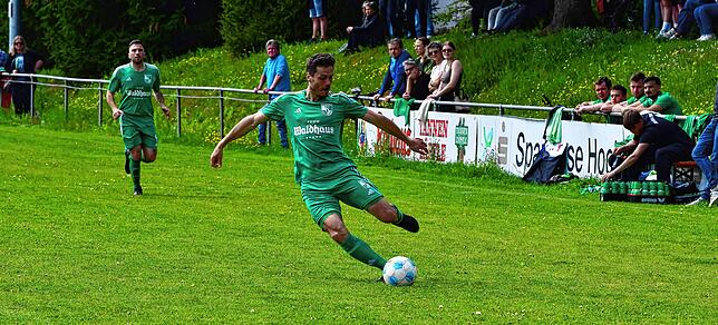 Bild 30: SV Buch besiegt SV Waldhaus im Derby mit 4:0 – und wir haben Fotos!