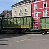 Bei einem Unfall auf der B 34 in Waldshut wurde ein Fußgänger getötet.
