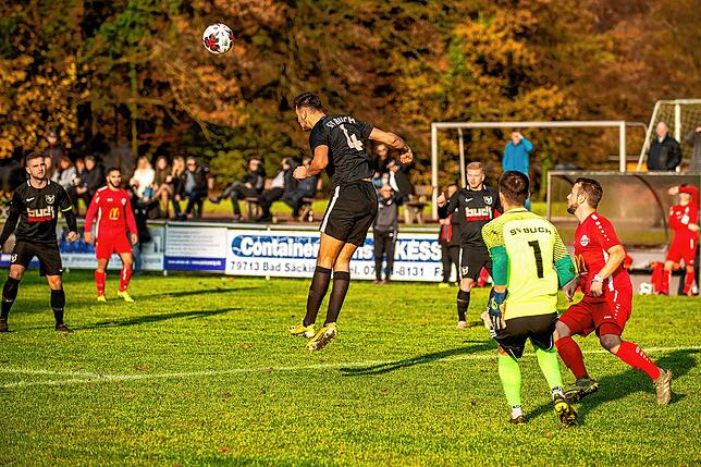 Bild 6: SV Buch wendet das Blatt zum 5:3-Sieg beim FC Wallbach &ndash; und wir haben die Bilder!