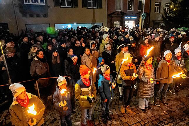 Bild 23: So schön war‘s am Narrenbrunnen bei der Fastneteröffnung 2025