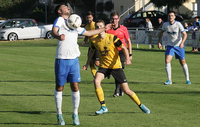 Bild 21: FC Geißlingen gewinnt gegen den VfR Horheim-Schwerzen mit 4:0 &ndash; wir haben die Bilder!