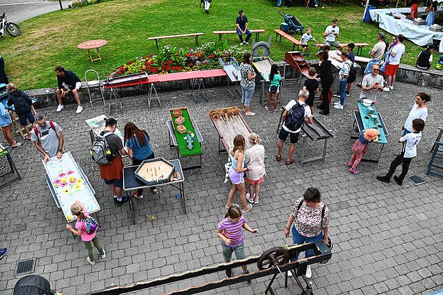 Bild 28: Bilder vom Fassanstich und ein Hafenfest-Rundgang mit dem neuen Bürgermeister Christoph Stolz