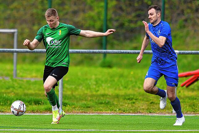 Bild 9: SV Herten unterliegt knapp mit 3:4 beim TuS Efringen-Kirchen &ndash; und wir haben Bilder!