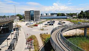 Die rechtsrheinische Fläche neben der Schänzlebrücke soll zum Europaquartier umgestaltet werden.