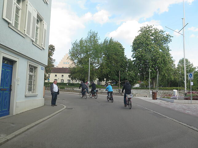 Bild 4: Über zehn Stationen durch Überlingen: Wo in der Stadt Gefahren für Radfahrer lauern