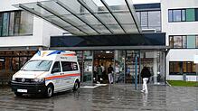 Der Eingangsbereich des Vincentius-Klinikums Konstanz. Der Masterplan Bau sieht Investitionen vor, um die räumliche Situation am ...