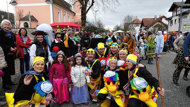 Die Dogerner Wiischmöckcher und Wiidüfel haben ihren Blick bereits auf das Narrentreffen am 28. und 29. Januar gerichtet, wo zum Umzug ...